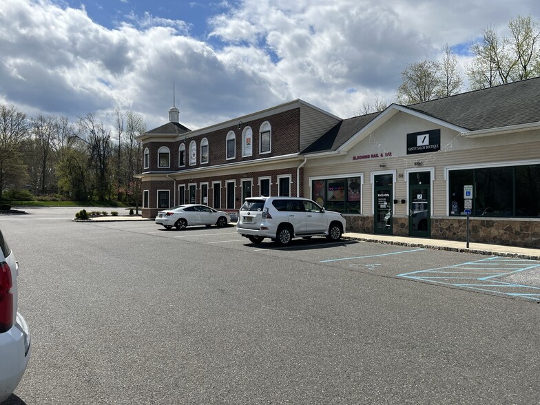 80-88 Hartford Rd, Moorestown, NJ for sale - Building Photo - Image 3 of 4