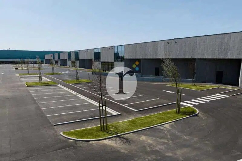 Flex in Seclin for lease - Building Photo - Image 3 of 6