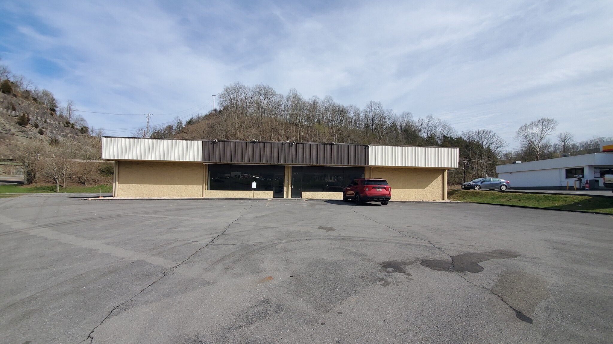 16426 Wise St, Saint Paul, VA for sale Building Photo- Image 1 of 1