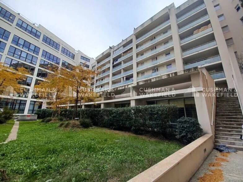 6 Rue Leon Gozlan, Marseille for lease - Building Photo - Image 2 of 3