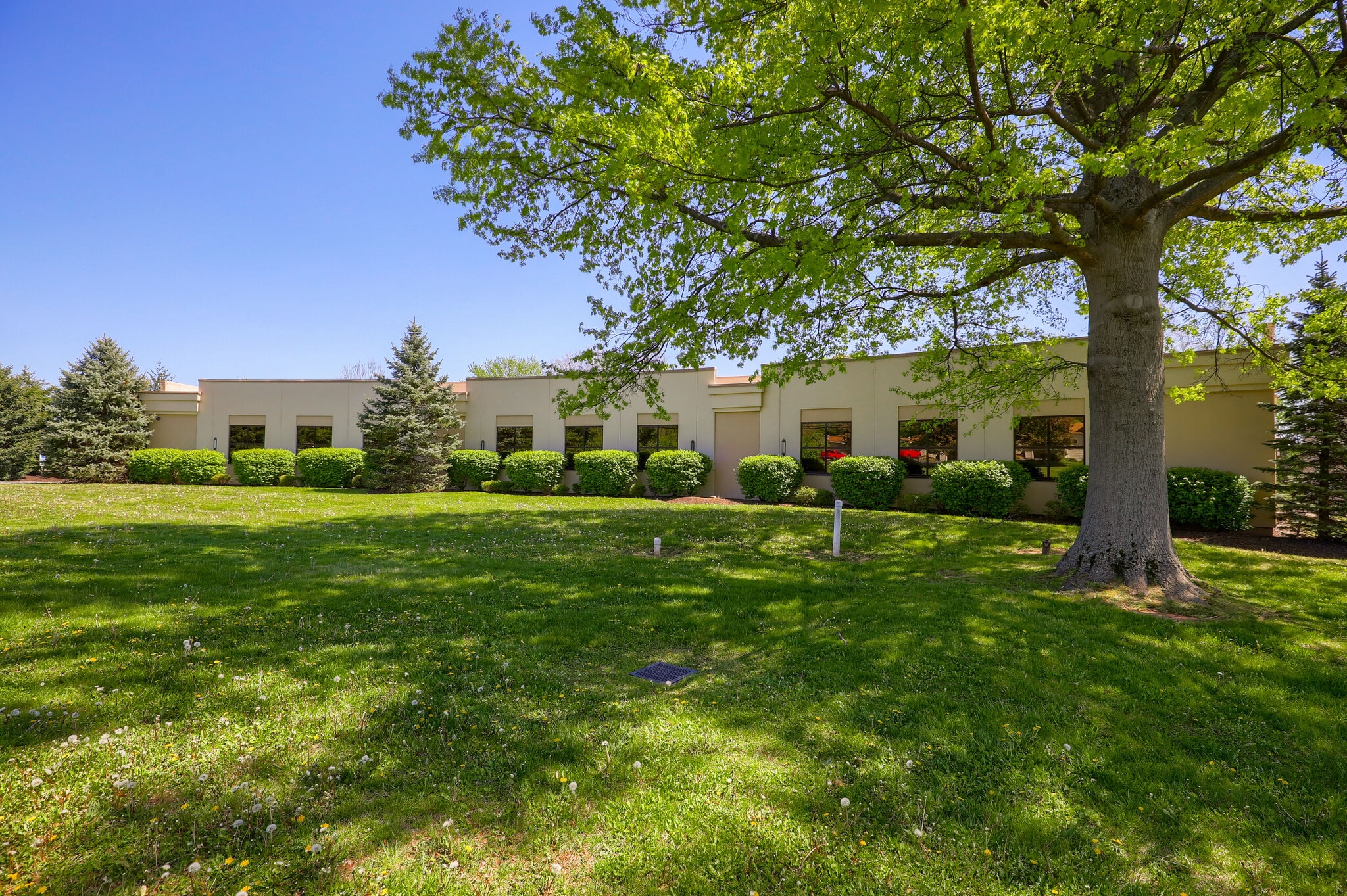 2010 Old Arch Rd, Norristown, PA for lease Primary Photo- Image 1 of 4