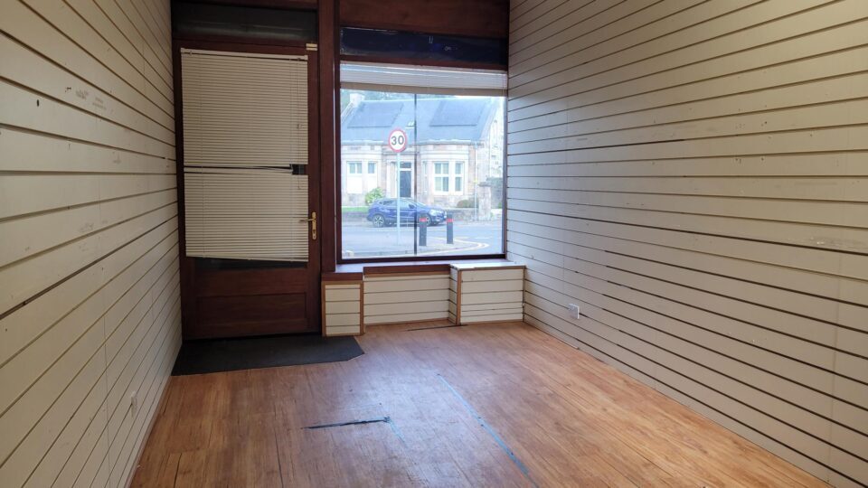 7-11 Main St, Bannockburn for sale - Interior Photo - Image 3 of 6