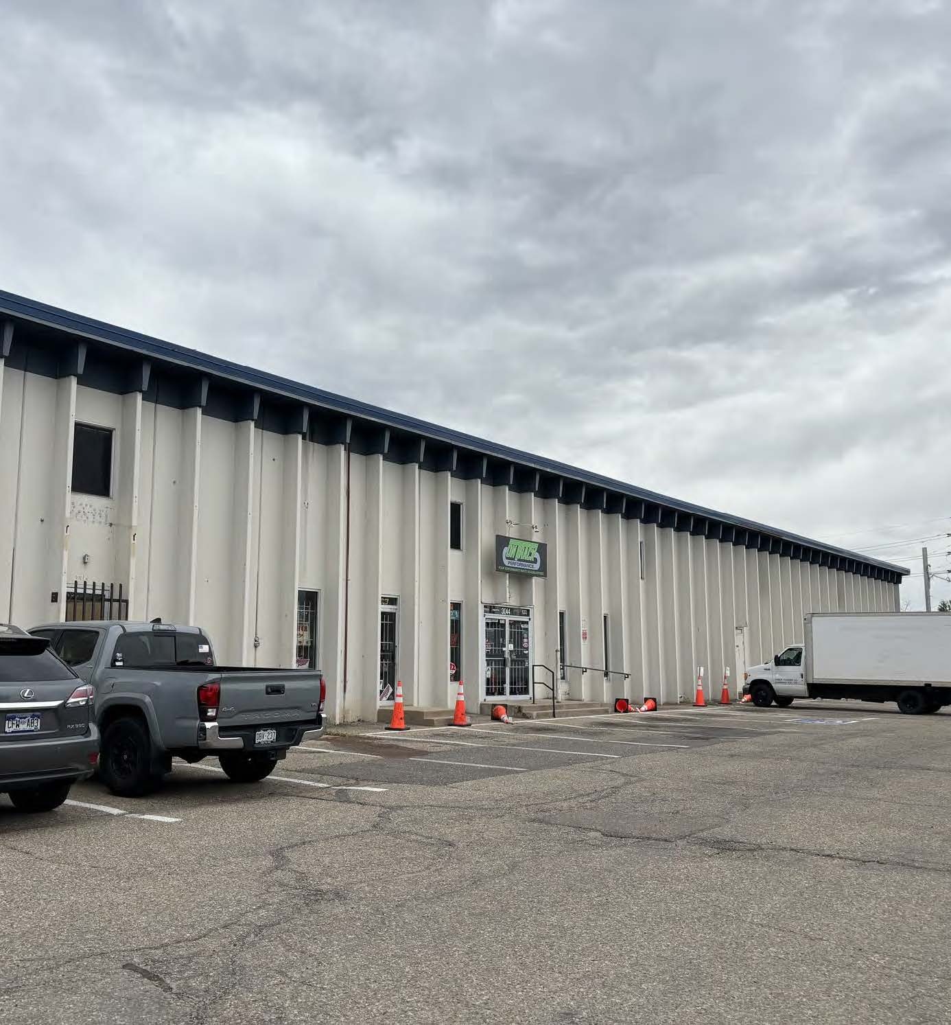 3000-3066 S Platte River Dr, Englewood, CO for lease Building Photo- Image 1 of 10