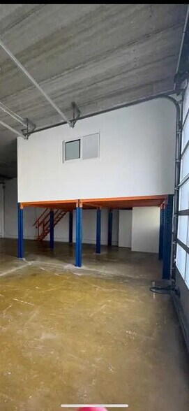 Flex in Villejust for sale - Interior Photo - Image 2 of 8