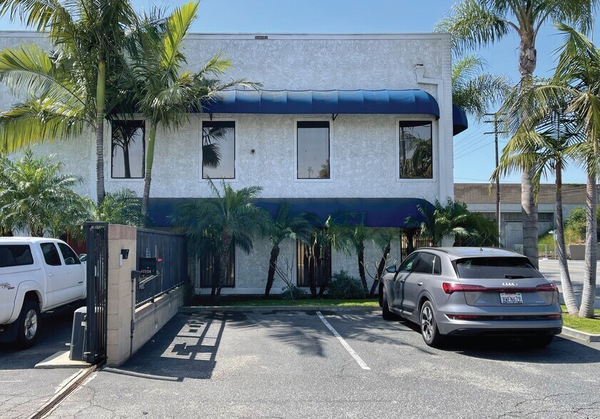 17156 Woodruff Ave, Bellflower, CA 90706