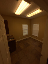 10250 Normandy Blvd, Jacksonville, FL for lease Interior Photo- Image 1 of 3