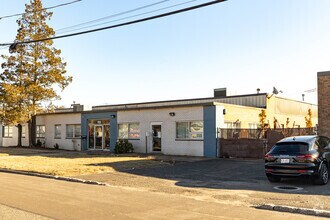 195 Marine St, Farmingdale, NY for lease Building Photo- Image 1 of 3