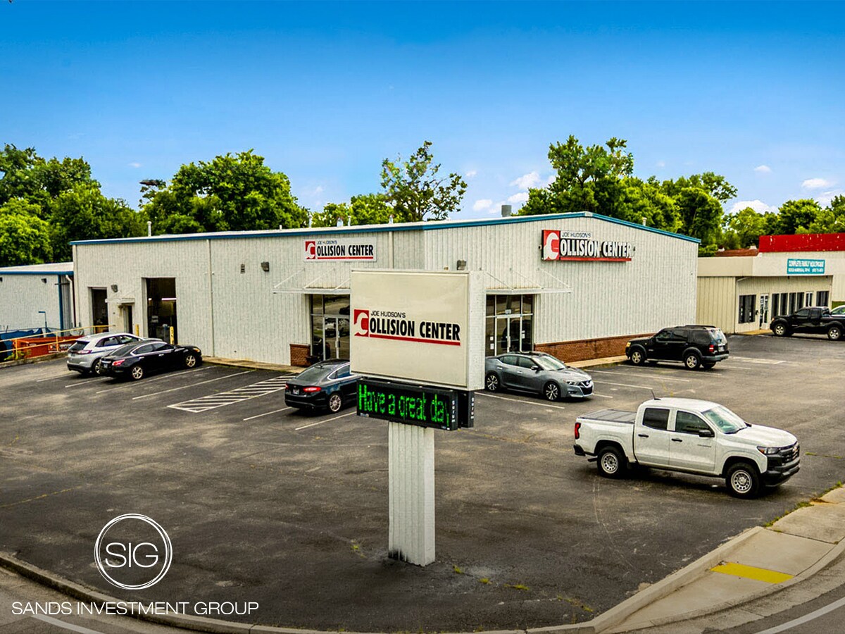 Joe Hudson's Collision Center Portfolio portfolio of 2 properties for sale on LoopNet.com Building Photo- Image 1 of 9