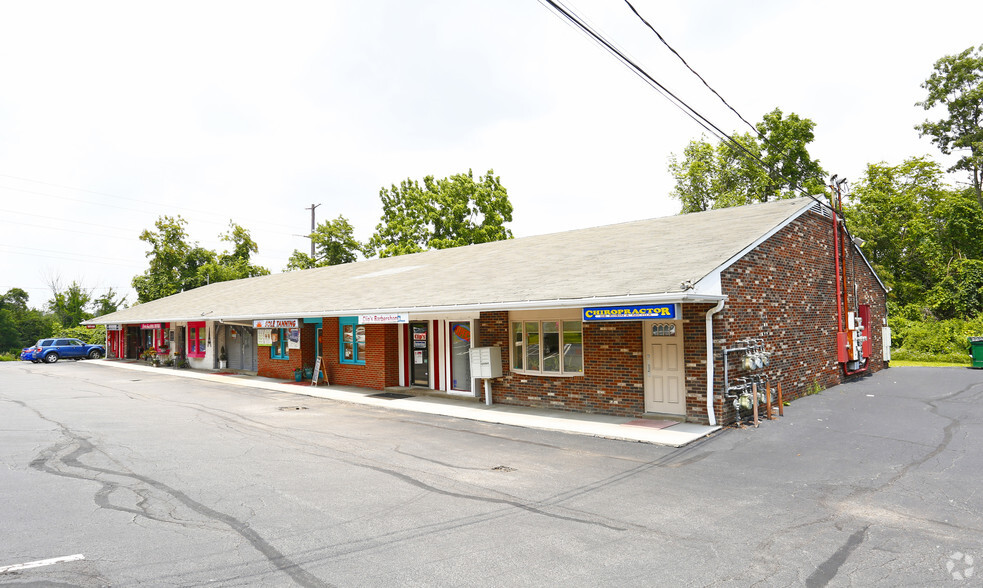 7350-7362 Steubenville Pike, Oakdale, PA for lease - Primary Photo - Image 1 of 3