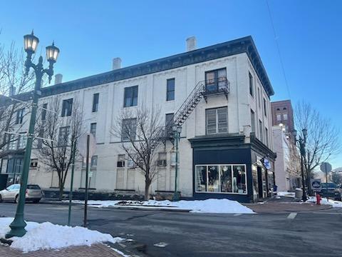 134-136 E 5th St, East Liverpool, OH for sale - Primary Photo - Image 1 of 11