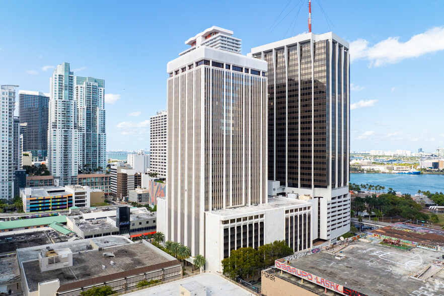 1 SE 3rd Ave, Miami, FL for lease - Building Photo - Image 2 of 11