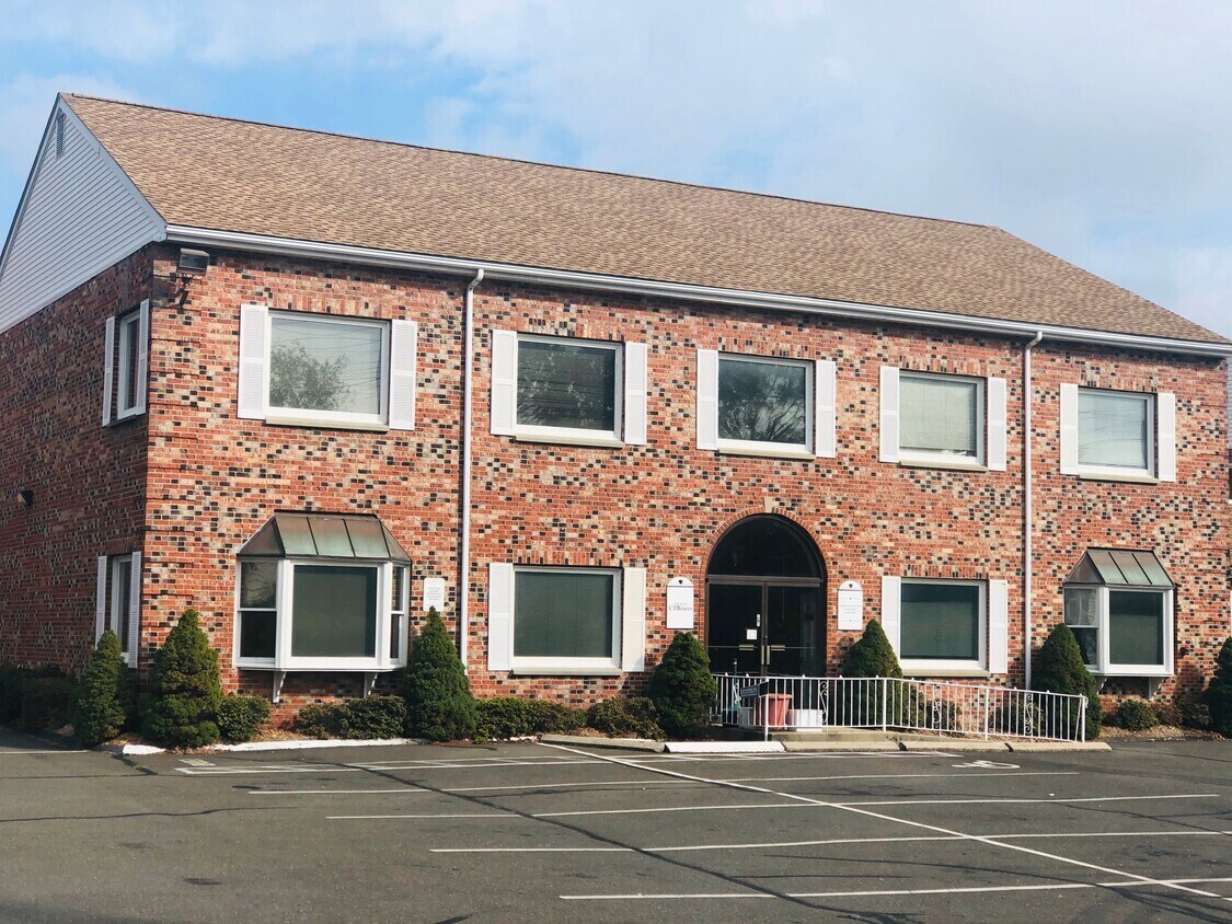 2499 Main St, Stratford, CT for sale Building Photo- Image 1 of 1