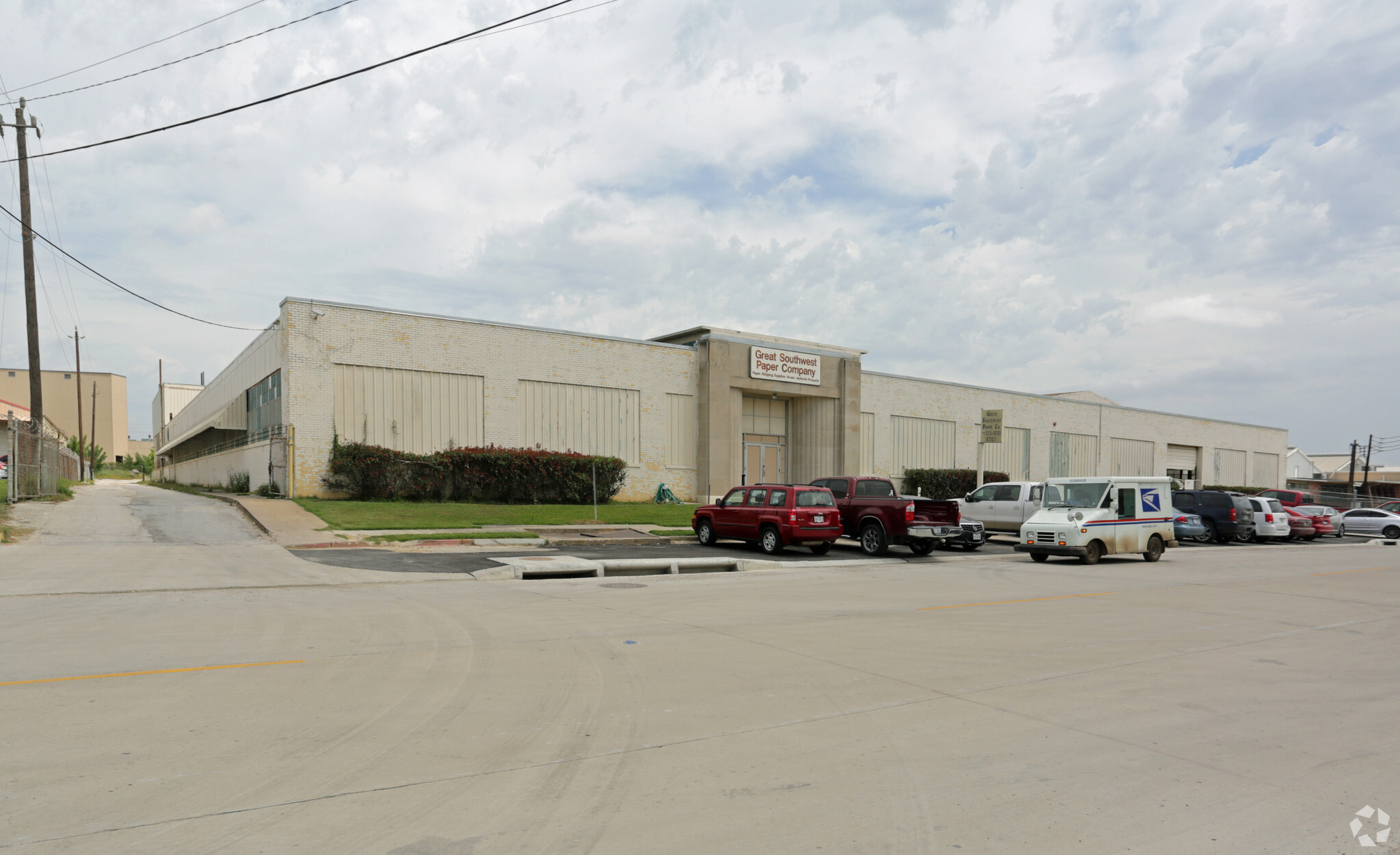 5707 Harvey Wilson Dr, Houston, TX for lease Building Photo- Image 1 of 6