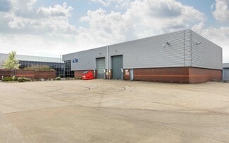 More details for 672 Spur Rd, Feltham - Industrial for Lease