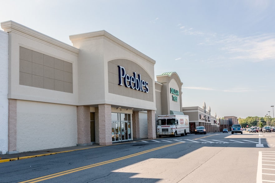 4317-4377 Genesee Valley Plz, Geneseo, NY for sale - Building Photo - Image 3 of 6