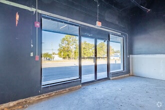 7326 Broad St, Brooksville, FL for lease Interior Photo- Image 2 of 7