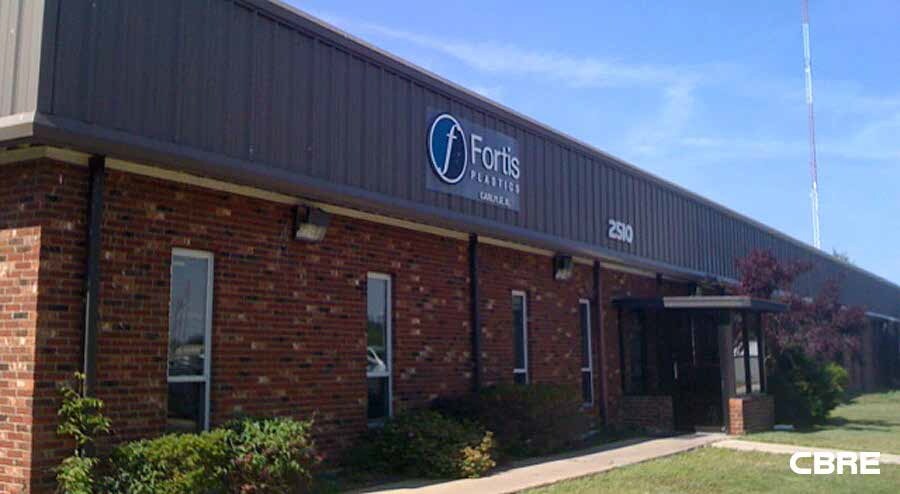 2510 Franklin St, Carlyle, IL for sale - Building Photo - Image 1 of 1