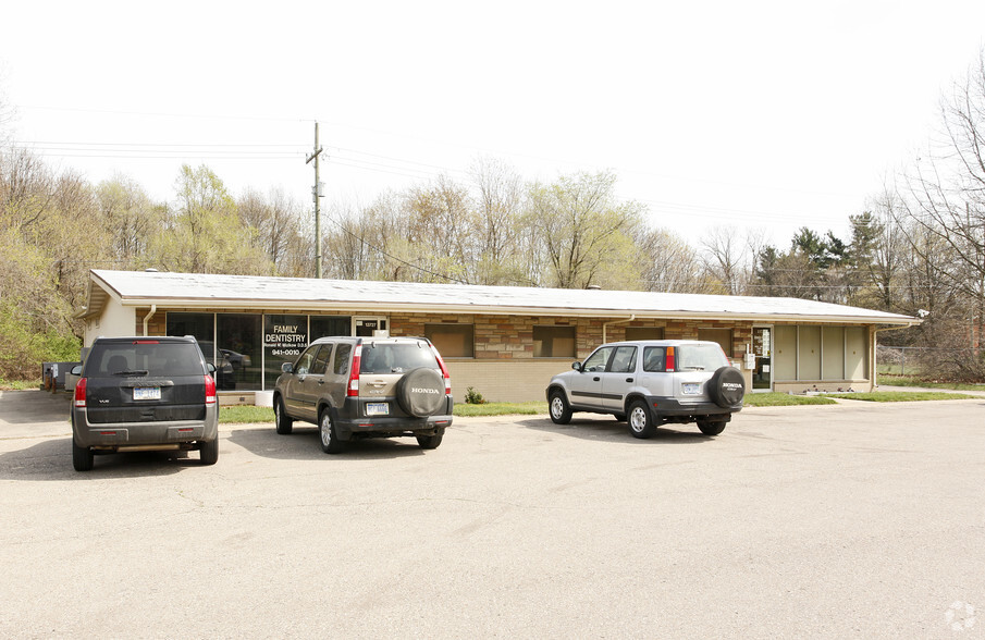 13727-13739 S Huron River Dr, Romulus, MI for sale - Building Photo - Image 2 of 17