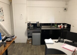 Castle Rd, Wellington for lease Interior Photo- Image 2 of 2