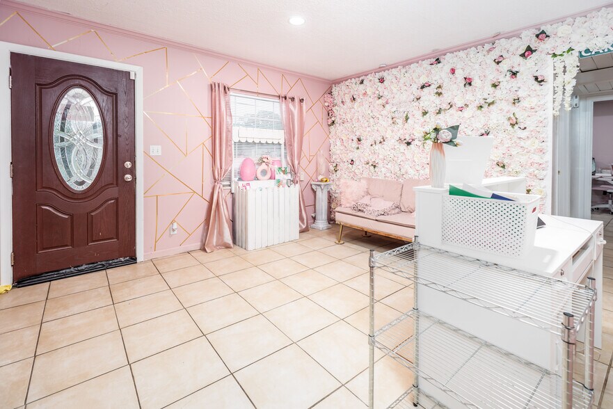 6215 Claret Dr, Jacksonville, FL for sale - Building Photo - Image 3 of 17