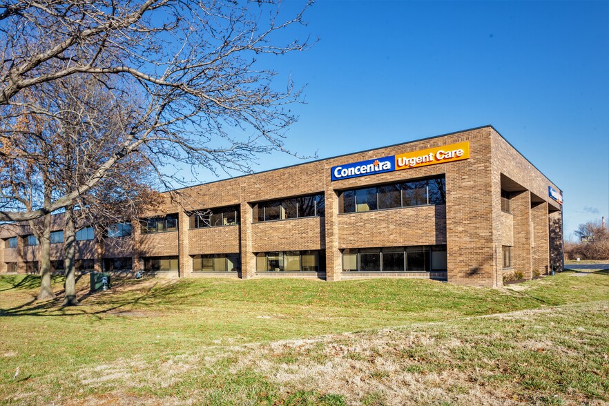 6501 E Commerce Ave, Kansas City, MO for lease - Building Photo - Image 3 of 12