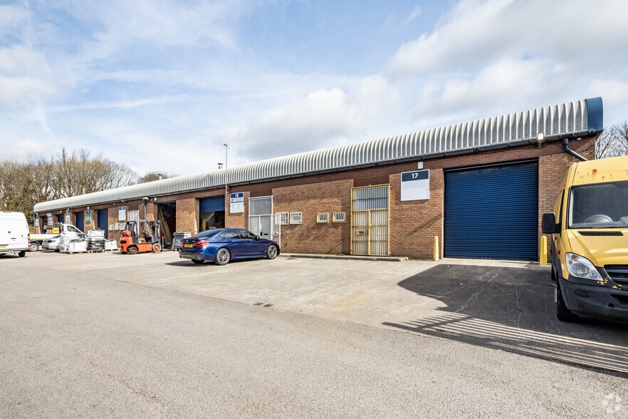 Balderstone Clos, Burnley for lease - Building Photo - Image 3 of 3