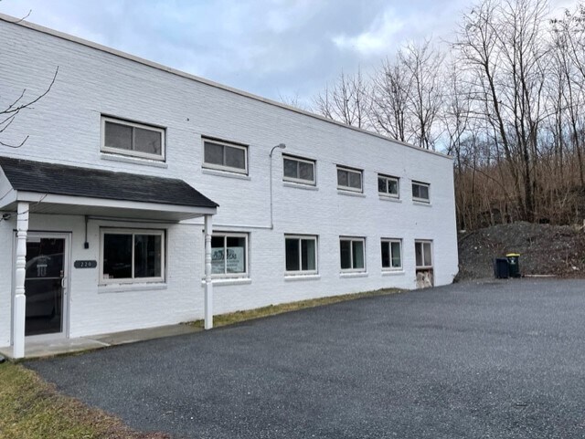 220 Hazel St, Lancaster, PA for sale Building Photo- Image 1 of 1