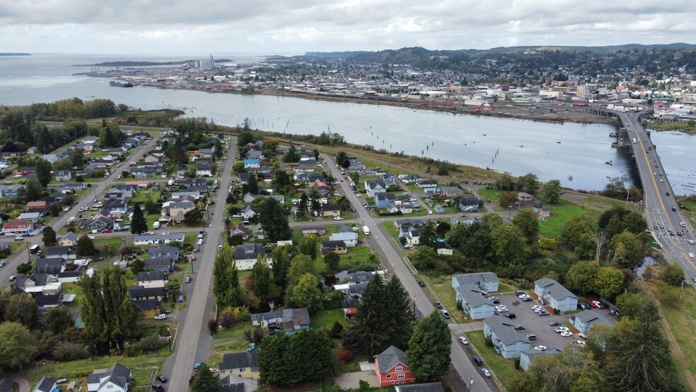 Aberdeen 56-Unit Portfolio portfolio of 2 properties for sale on LoopNet.com - Building Photo - Image 2 of 11