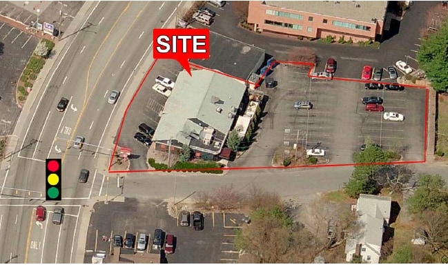 5702 Post Rd, East Greenwich, RI for lease - Building Photo - Image 2 of 2