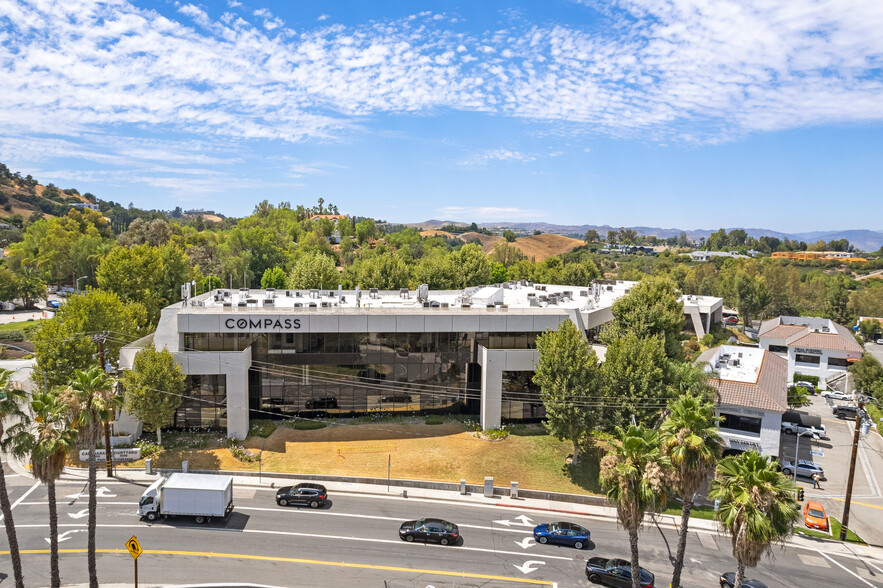 5000 N Parkway Calabasas, Calabasas, CA for lease - Building Photo - Image 1 of 14