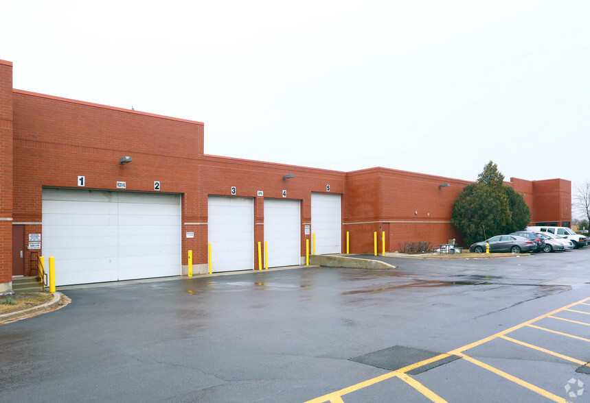 620 Lakeview Pky, Vernon Hills, IL for lease - Building Photo - Image 3 of 3