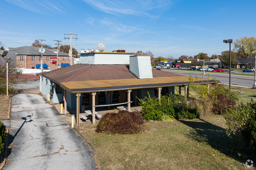 5554 S Lindbergh Blvd, Saint Louis, MO for sale - Building Photo - Image 1 of 1