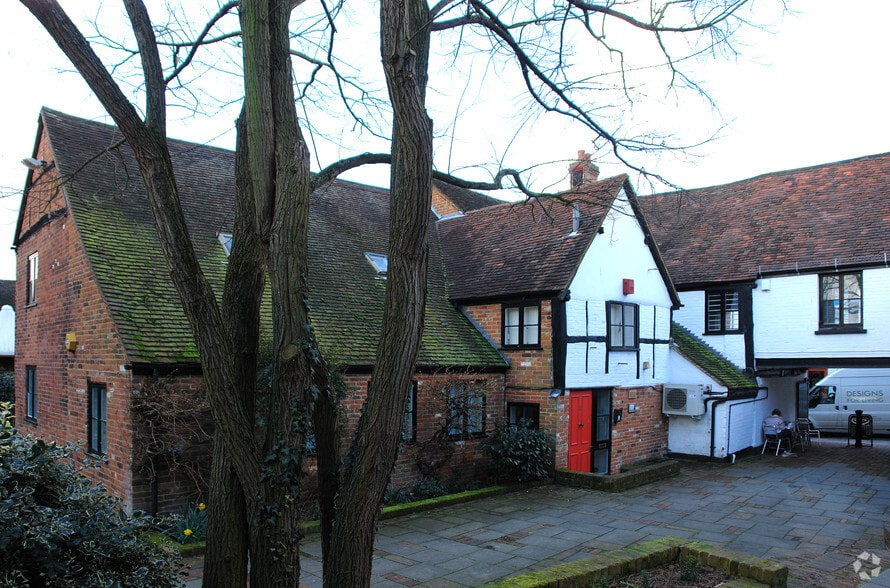 Denmark St, Wokingham for lease - Building Photo - Image 3 of 4