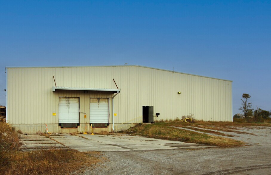 9999 E Baseline Rd, Avilla, IN for sale - Building Photo - Image 1 of 1