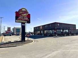 1866 W Jefferson Ave, Joliet IL - Bar