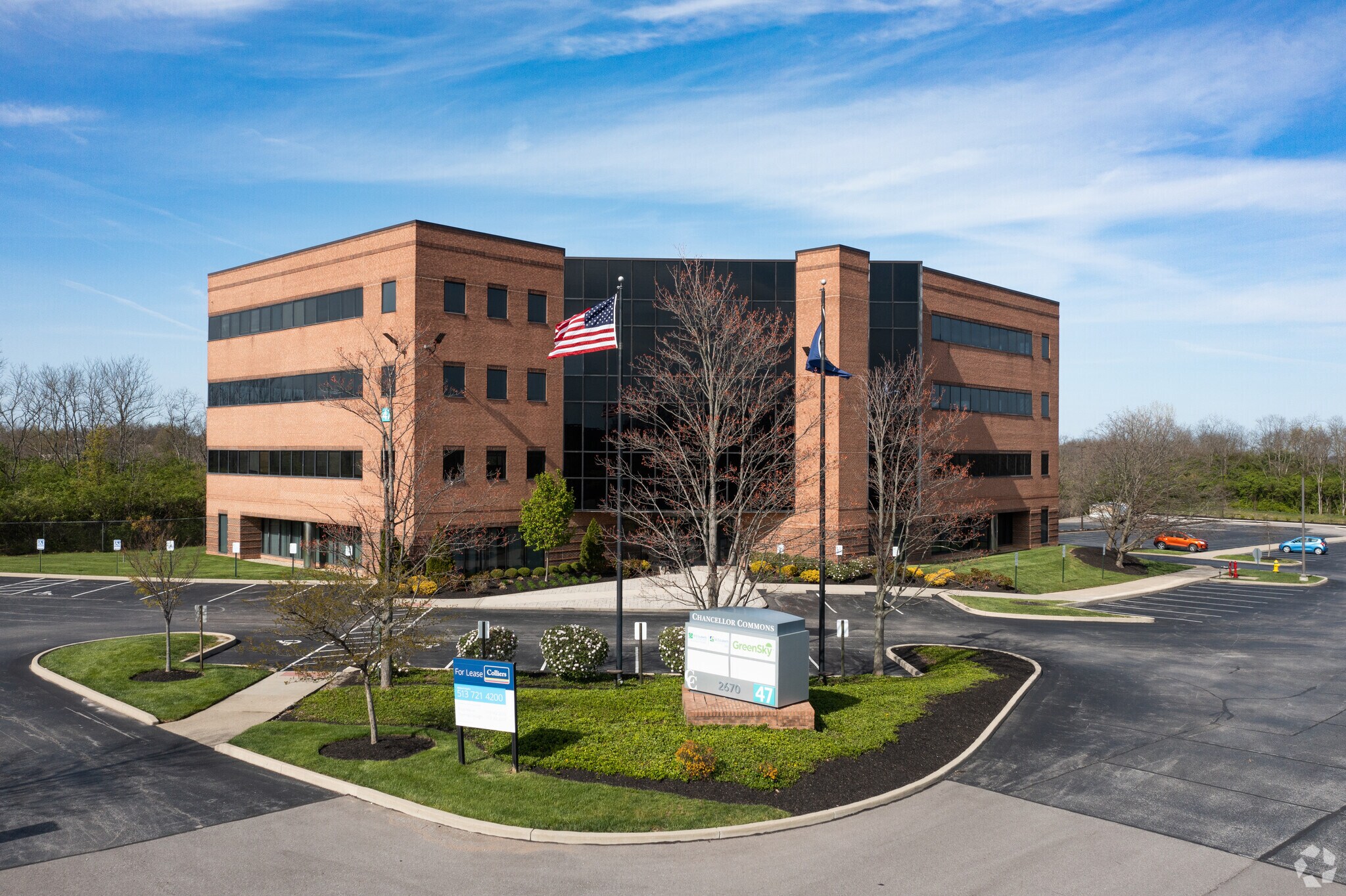 2670 Chancellor Dr, Crestview Hills, KY 41017 Office for Lease