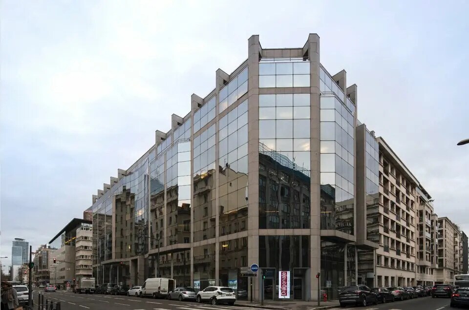 Office in Lyon for lease Building Photo- Image 1 of 10