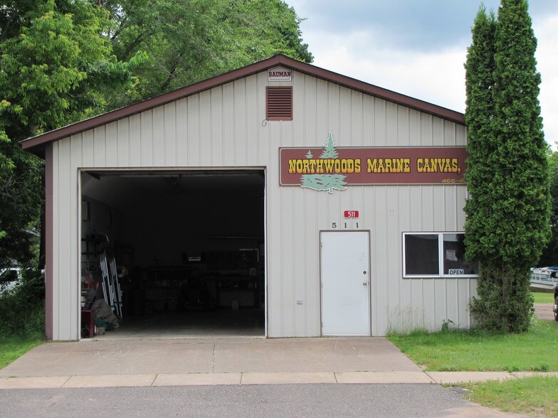 511 Richards Ave, Minong, WI 54859