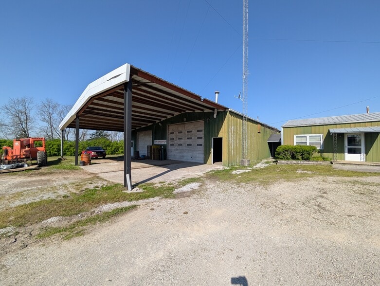 707 Jewell Rd, Wilmore, KY for sale - Building Photo - Image 2 of 51