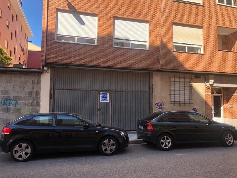 Retail in Ponferrada, León for sale - Building Photo - Image 1 of 6