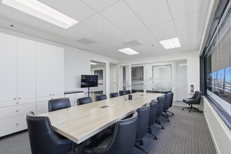 2533 S Highway 101, Cardiff By The Sea, CA for lease Interior Photo- Image 1 of 17