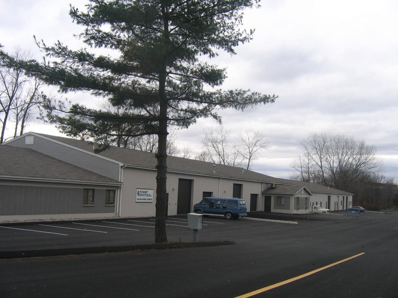 801 N Main St, Wallingford, CT 06492