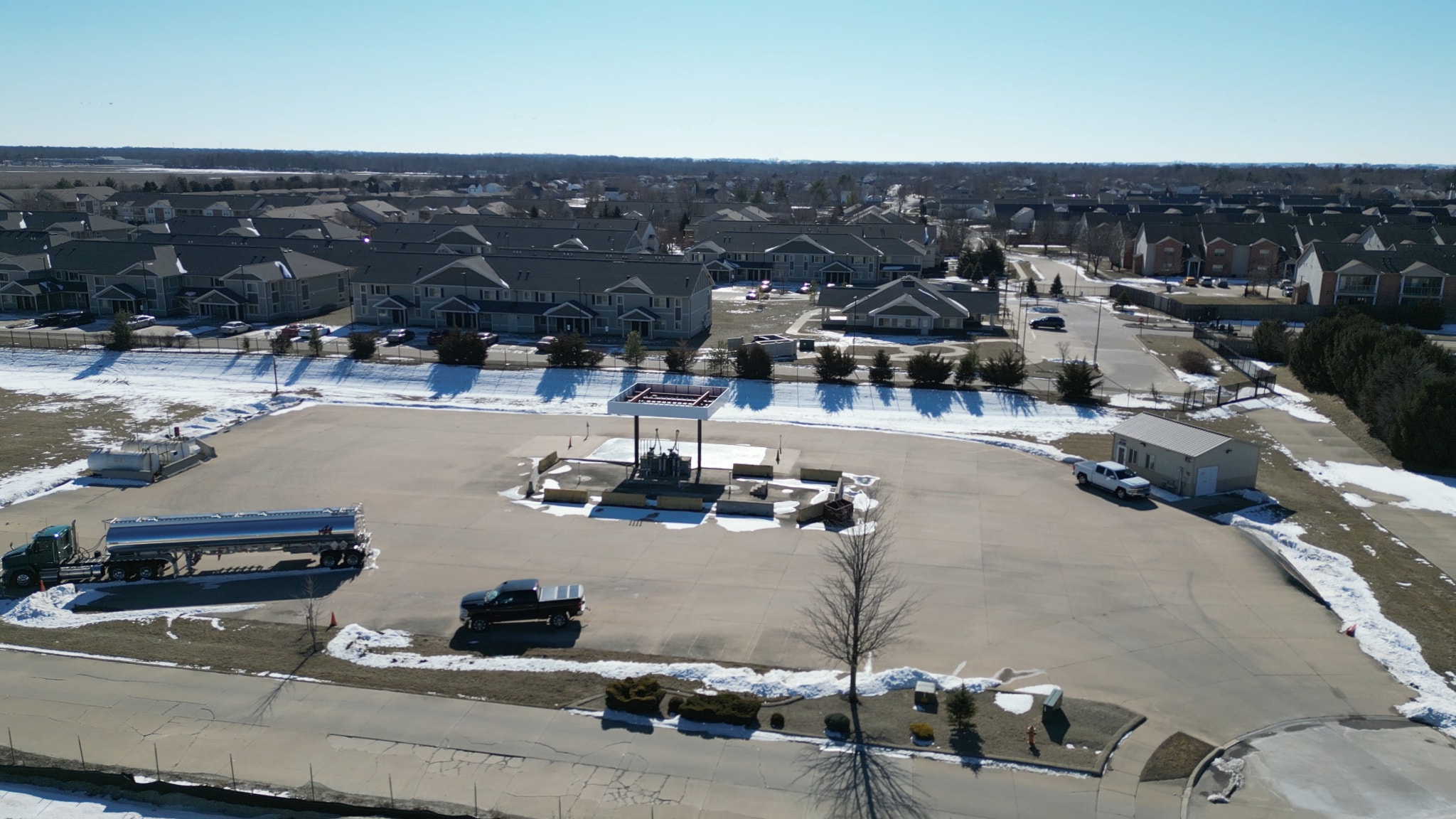 624 Ashford Ct, Champaign, IL for sale Primary Photo- Image 1 of 5