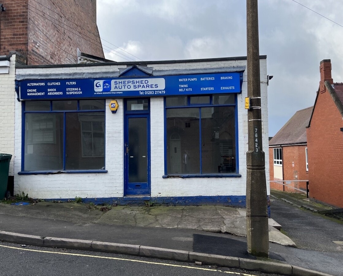 39 Alexandra Rd, Swadlincote, DE11 9AZ