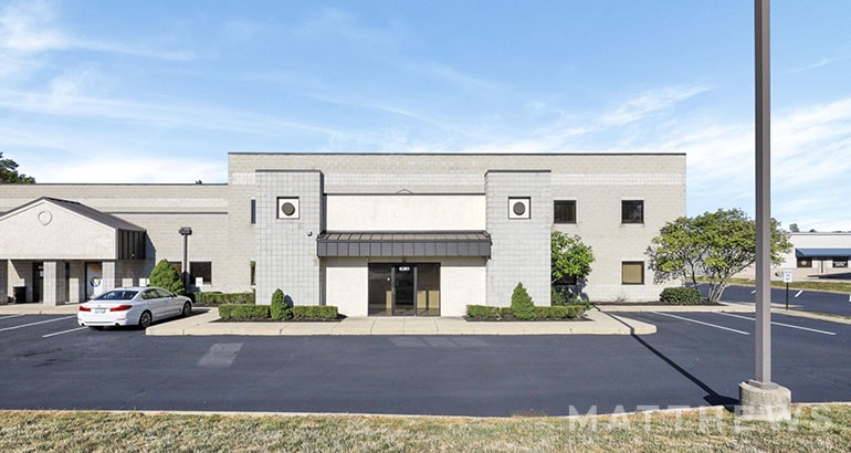 6361 Nicholas Dr, Columbus, OH for lease - Building Photo - Image 1 of 12