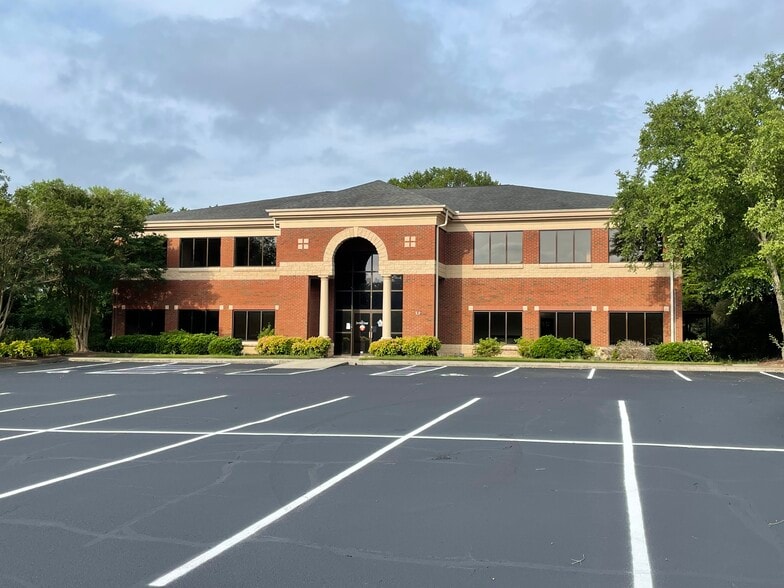 12 Interchange Blvd, Greenville, SC for sale - Building Photo - Image 1 of 1