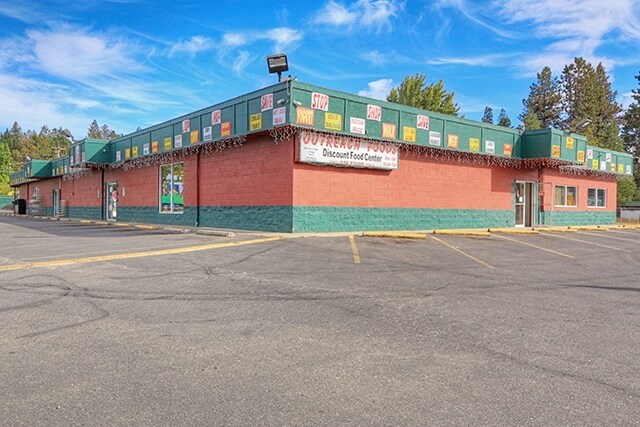 139 Caves Ave, Cave Junction, OR for sale Building Photo- Image 1 of 1