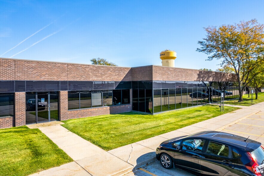 45004570 114th St, Urbandale, IA 50322 Aurora 14