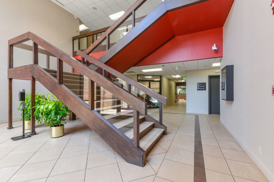 650 S Shackleford Rd, Little Rock, AR for lease - Building Photo - Image 3 of 15