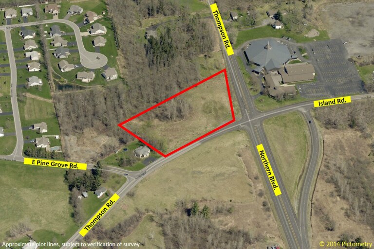 Thompson Rd, Cicero, NY 13039